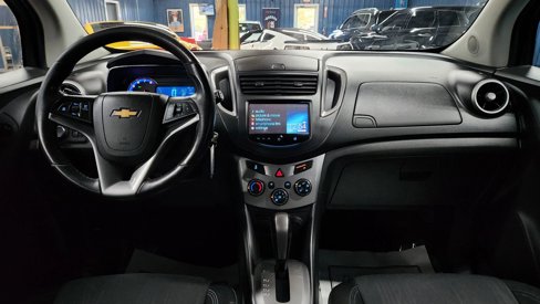 Used 2016 Chevrolet Trax LT w/ LT Convenience Package image 20