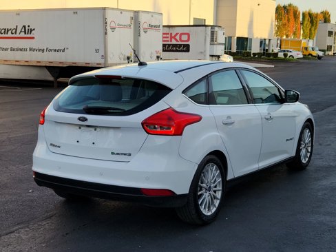 Used 2016 Ford Focus Electric Hatchback image 4