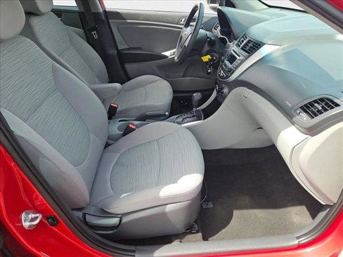 Used 2015 Hyundai Accent GLS image 18