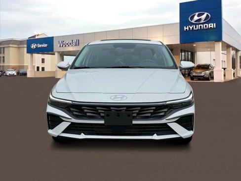 New 2025 Hyundai Elantra SEL image 12