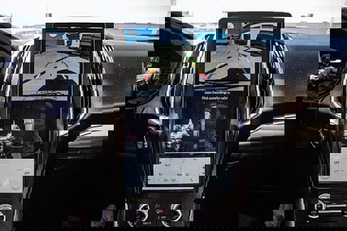 Used 2024 Ford Edge Titanium image 13