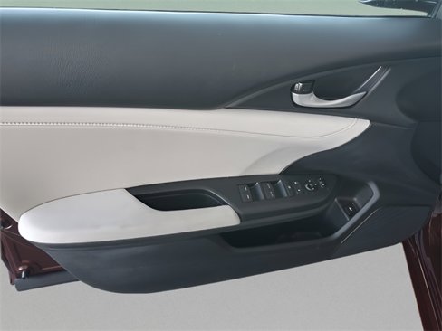 Used 2020 Honda Insight EX image 16