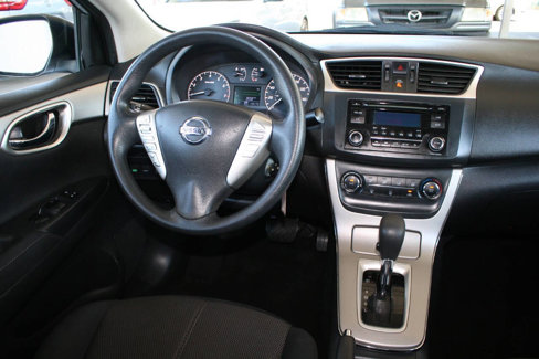 Used 2015 Nissan Sentra S image 10