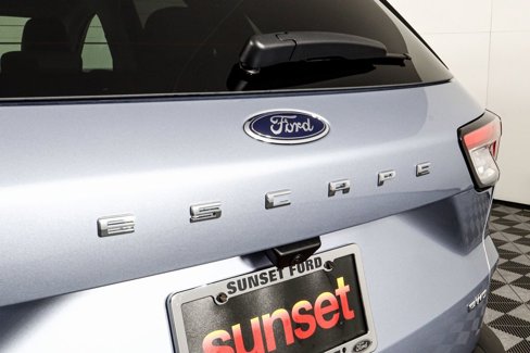 New 2022 Ford Escape SE w/ SE Sport Appearance Package image 11