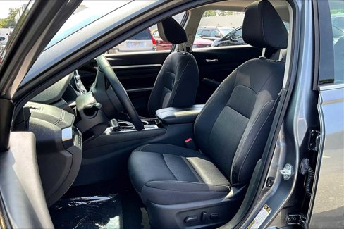 Used 2020 Nissan Altima 2.5 SV image 8