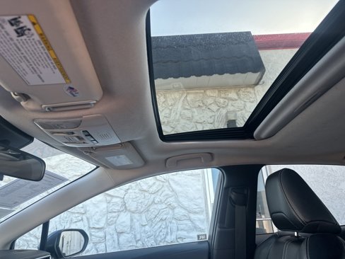 Used 2021 Toyota Corolla XLE w/ Carpet Mat Package (TMS) image 33