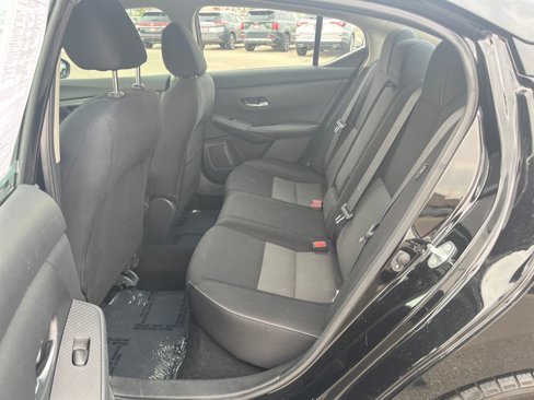 Used 2021 Nissan Sentra SV image 17