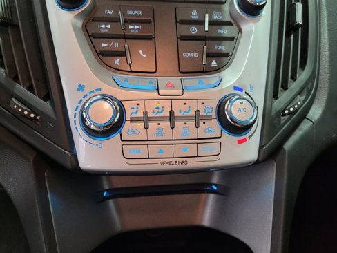 Used 2014 Chevrolet Equinox LT w/ Driver Convenience Package image 28