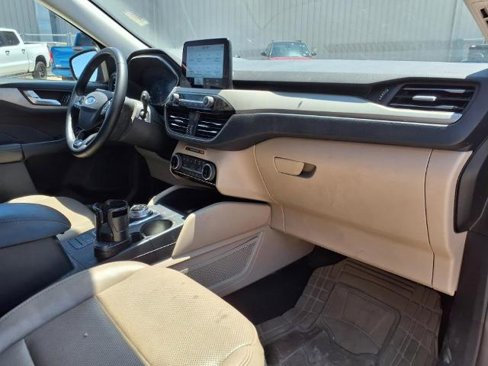 Used 2022 Ford Escape SEL image 12