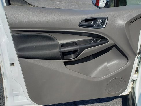 Used 2020 Ford Transit Connect XL image 11