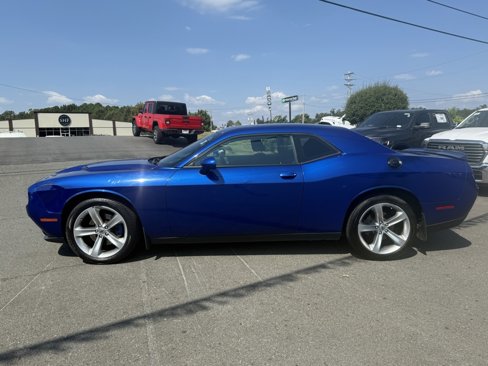 Used 2018 Dodge Challenger SXT w/ Super Sport Group (SS/T) image 7