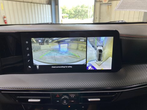 Used 2025 Nissan Kicks SR image 41