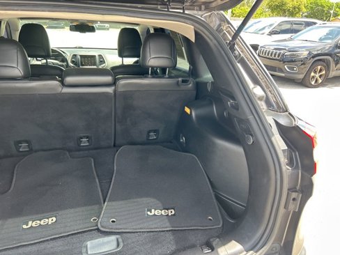 Certified 2015 Jeep Cherokee Limited image 32