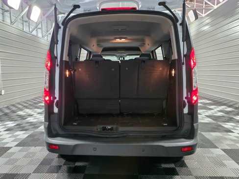 Used 2018 Ford Transit Connect XL image 10