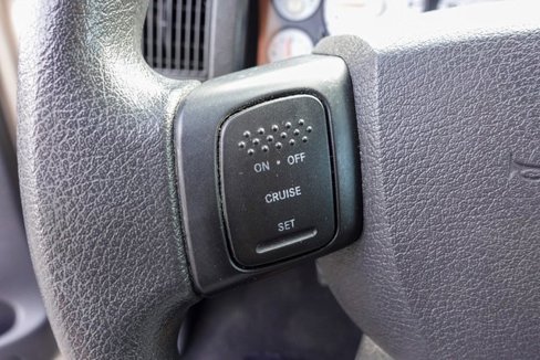 Used 2005 Dodge Ram 1500 Truck SLT w/ Quad Cab Big Horn Value Group image 18