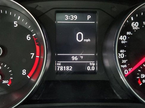 Used 2017 Volkswagen Passat 1.8T S image 33