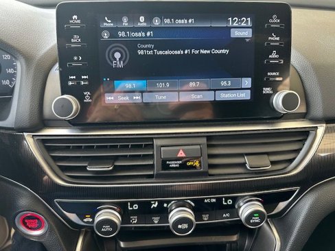 Used 2022 Honda Accord Sport image 19