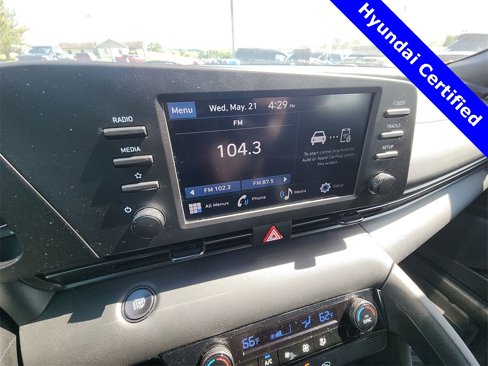 Used 2025 Hyundai Elantra Sport image 16