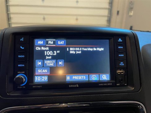 Used 2019 Dodge Grand Caravan SXT image 23