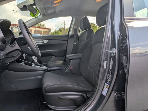 Certified 2023 Kia Forte LXS image 12
