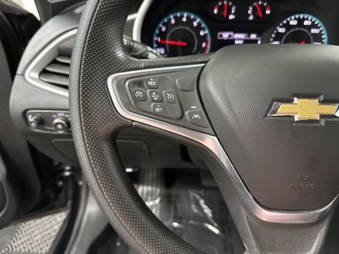 Used 2023 Chevrolet Malibu LS image 17