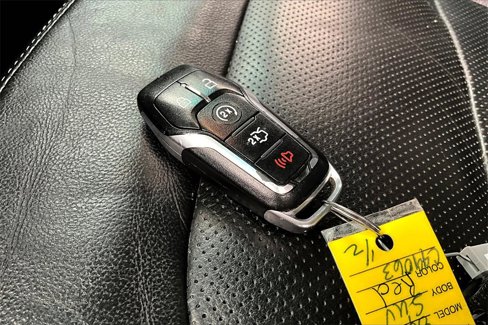 Used 2016 Ford Explorer Limited image 11