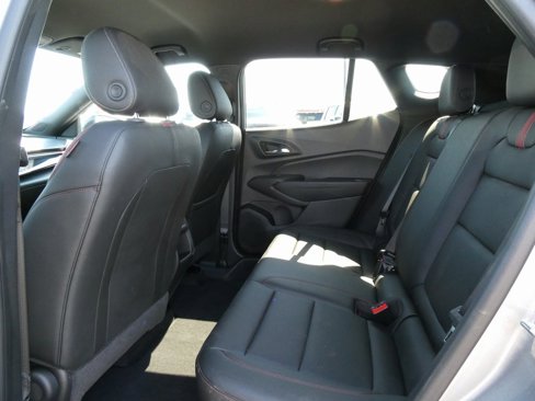 Certified 2025 Chevrolet Trax RS image 16