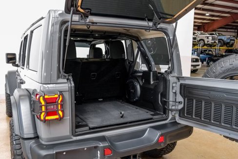 Used 2022 Jeep Wrangler Unlimited Rubicon w/ Steel Bumper Group image 85