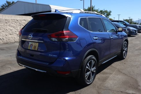 Used 2020 Nissan Rogue SV w/ Sun & Sound Touring Package image 4