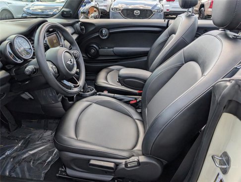 Used 2016 MINI Cooper Convertible image 15
