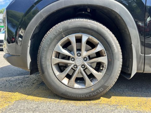 Used 2019 Hyundai Santa Fe SEL w/ Cargo Package image 9