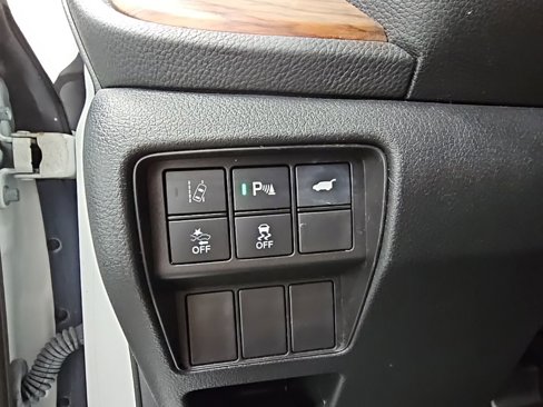 Used 2020 Honda CR-V Touring image 26