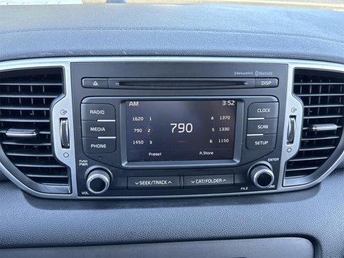 Used 2017 Kia Sportage LX image 20