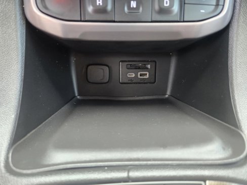 Used 2020 GMC Acadia AT4 w/ Driver Alert Package II image 22