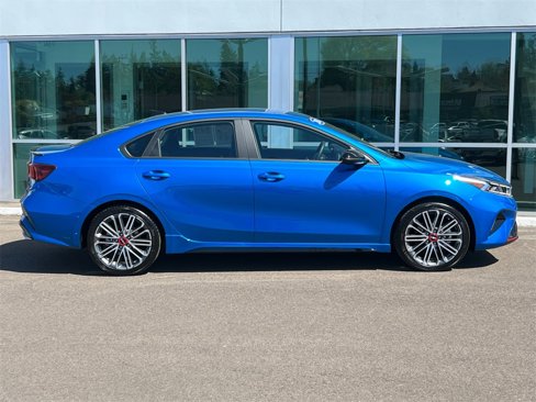 Used 2023 Kia Forte GT image 2