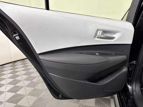 Used 2023 Toyota Corolla SE image 19
