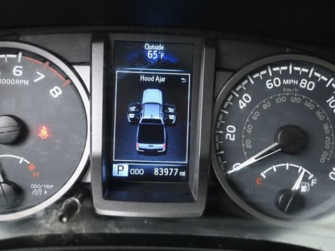 Certified 2017 Toyota Tacoma TRD Sport image 31