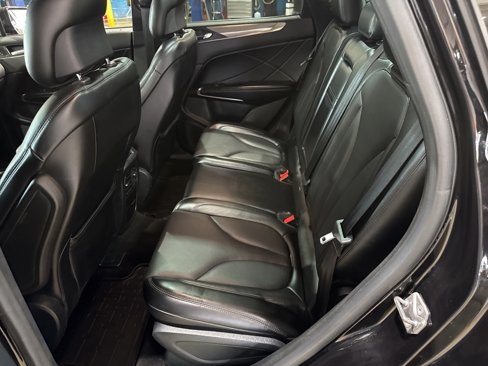 Used 2017 Lincoln MKC Reserve w/ Technology Package image 7