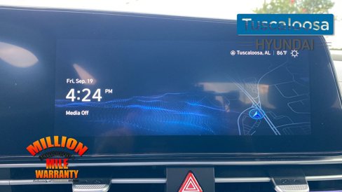 Used 2024 Hyundai Elantra SEL image 20