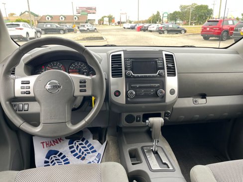 Used 2018 Nissan Frontier SV image 14