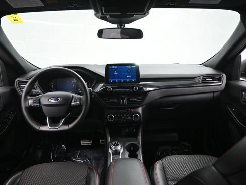 Used 2024 Ford Escape ST-Line w/ Equipment Group 301A image 10