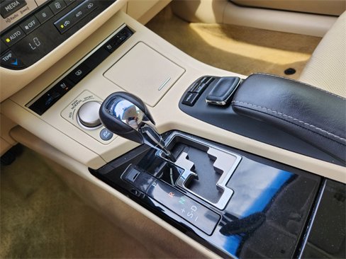 Used 2015 Lexus ES 300h w/ Navigation System Package image 17