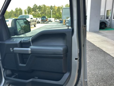 Used 2020 Ford F150 XLT w/ Equipment Group 302A Luxury image 12