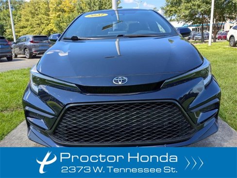 Used 2023 Toyota Corolla XSE image 3