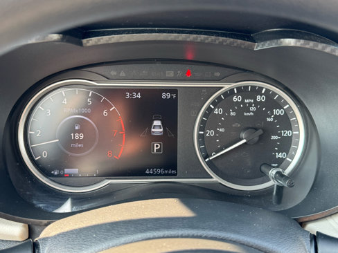 Used 2022 Nissan Versa SV image 25