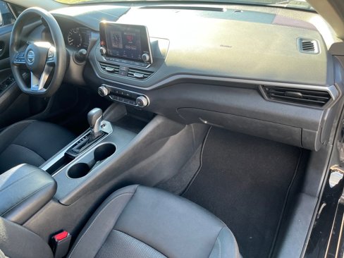 Used 2022 Nissan Altima 2.5 SV image 32