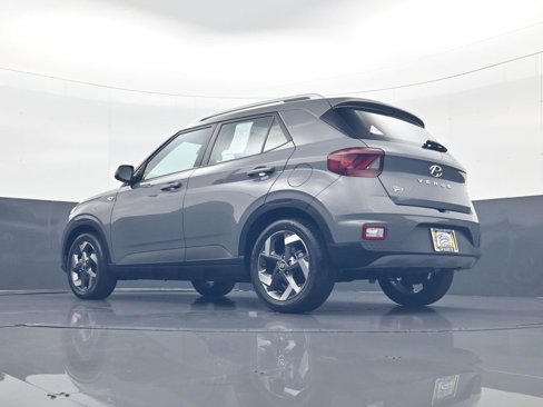 Certified 2021 Hyundai Venue SEL w/ Premium Package image 27