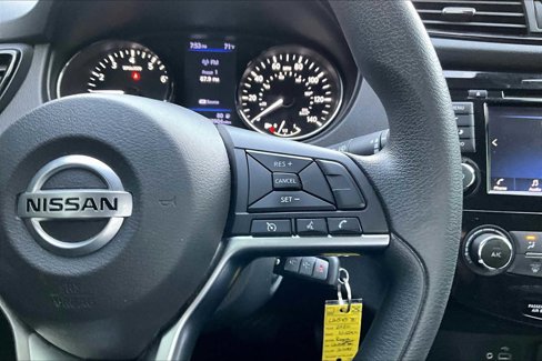 Used 2020 Nissan Rogue Sport S image 20