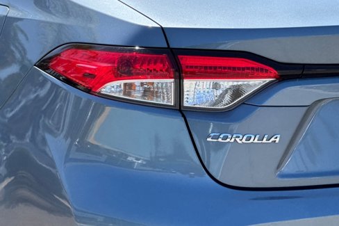 Used 2022 Toyota Corolla LE image 24
