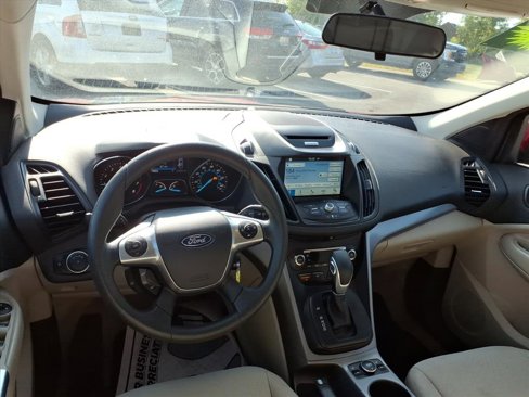 Used 2016 Ford Escape SE w/ Equipment Group 201A image 10